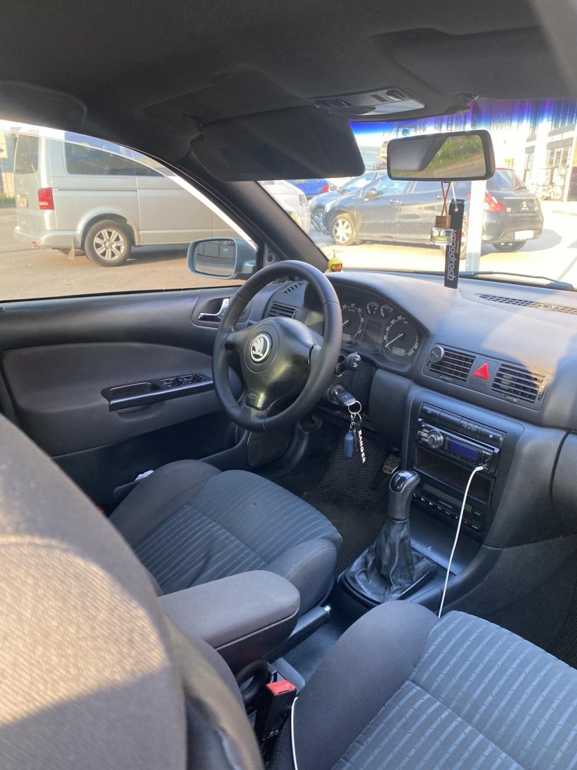 Skoda Octavia Tour WTS салон