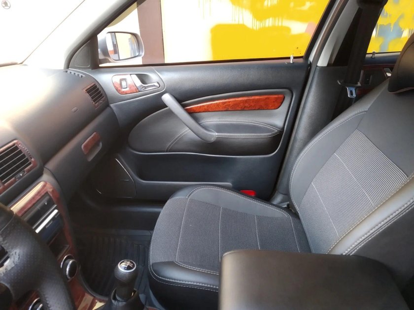 Octavia Tour салон