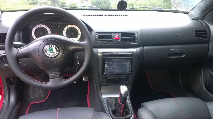 Skoda Octavia салон 2006