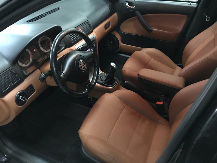 Skoda Octavia Tour 2008 салон