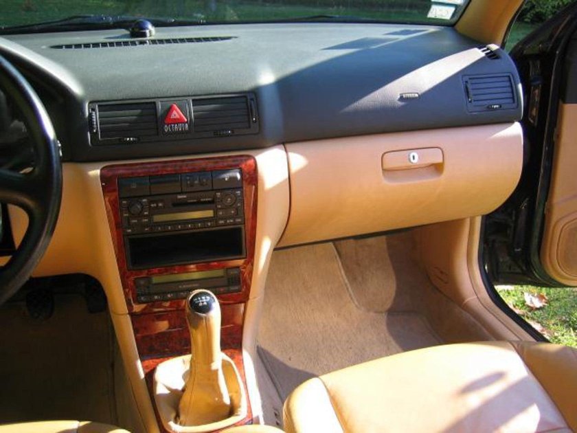 Octavia a4 салон