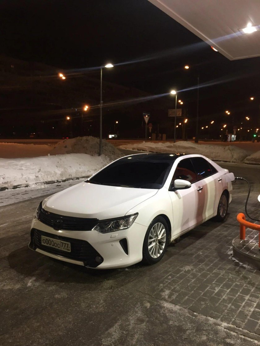 Тойота Камри 55 белая