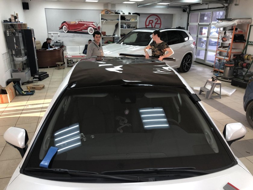 Камри 70 с черной крышей