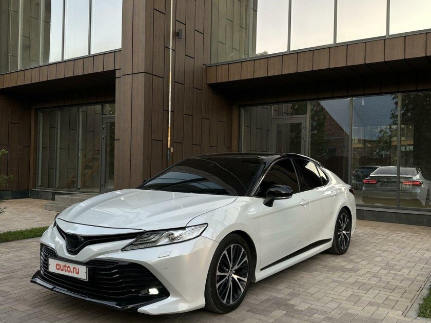 Toyota camry viii xv 70