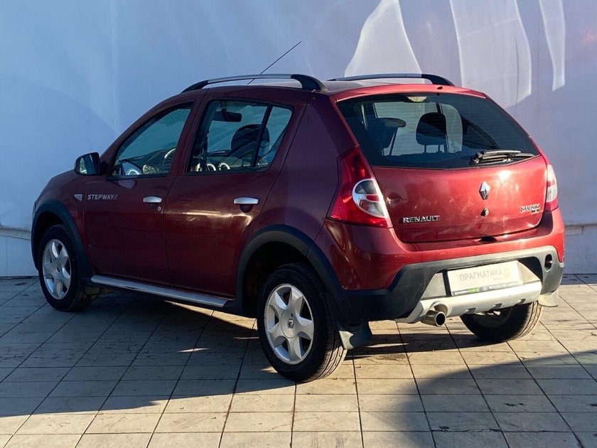 Renault Sandero 2011