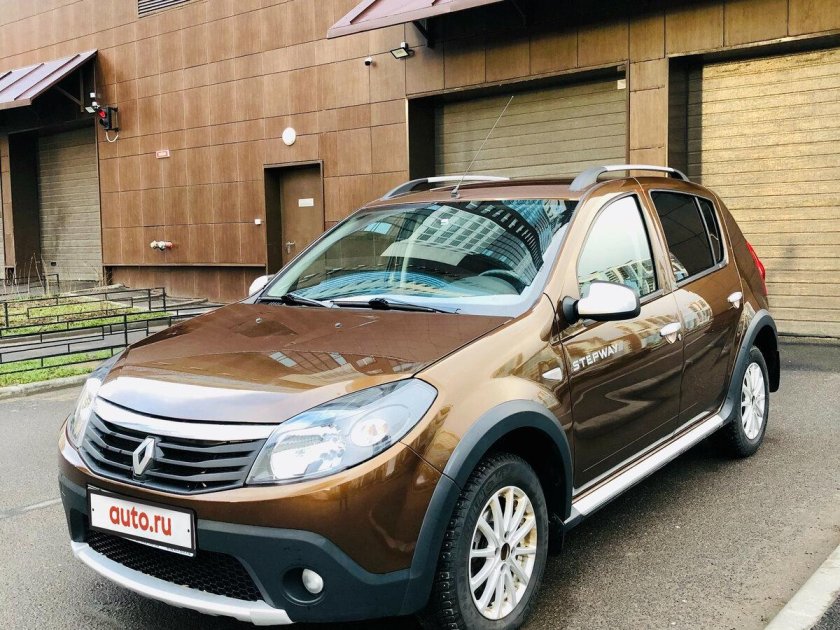 Сандеро степвей 1