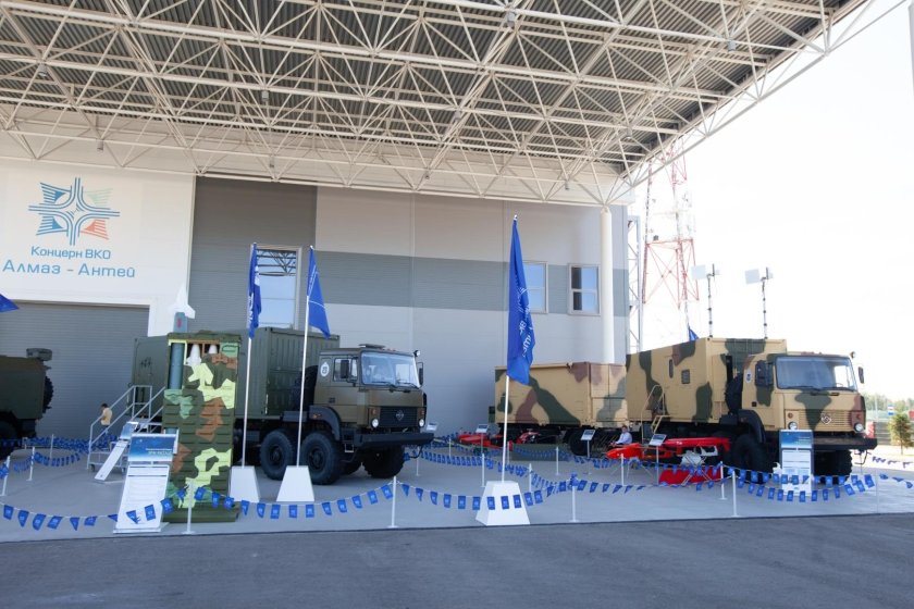 Армия 2022 выставка Алмаз Антей
