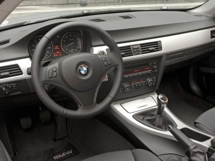 BMW 3 2008 салон