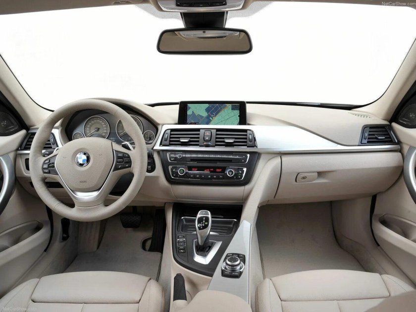 BMW 3 салон