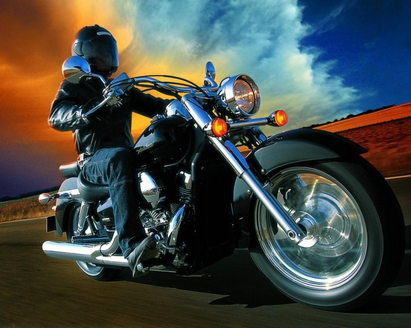 Байкерский мотоцикл Харлей Дэвидсон