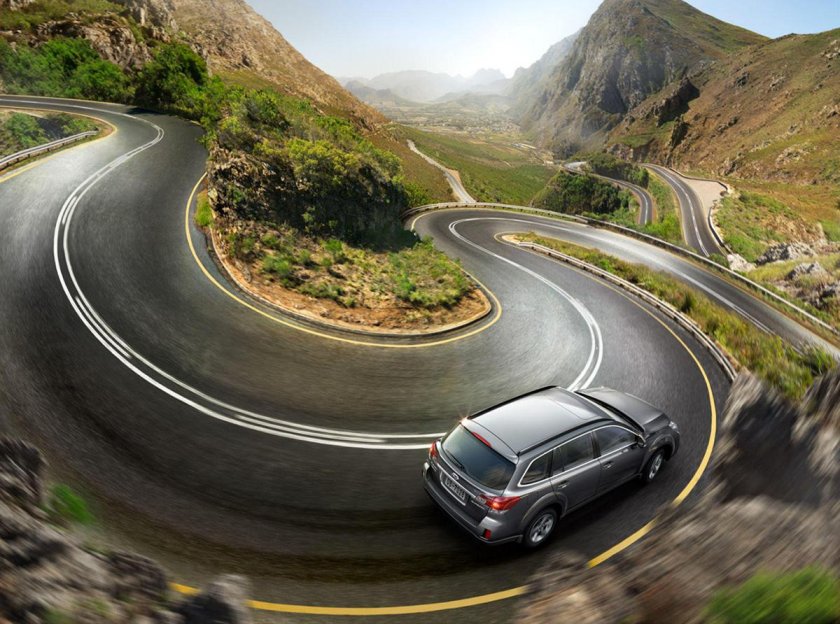 Поворот автомобиля