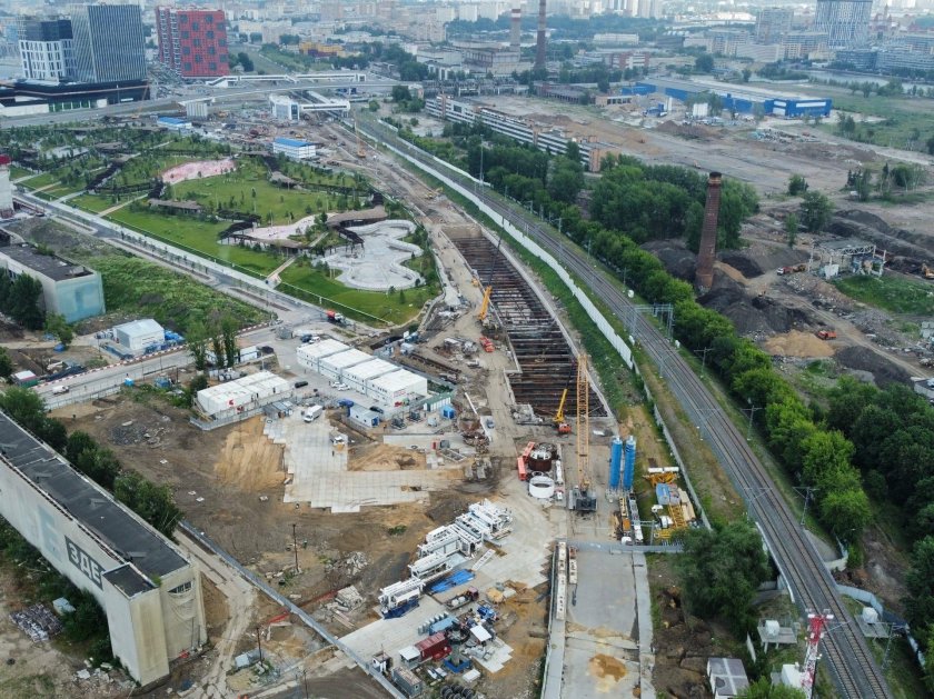 ЗИЛ (станция метро, Троицкая линия)