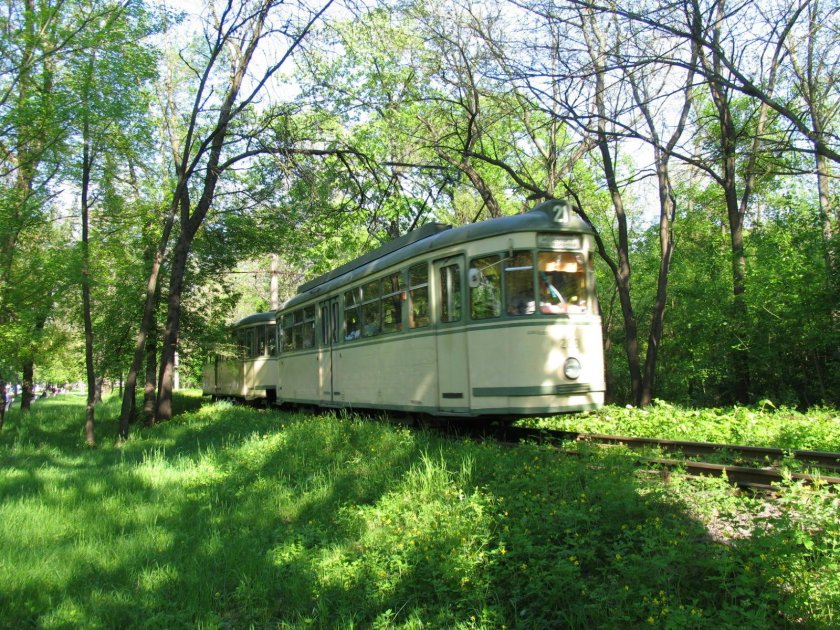 Трамвай 40