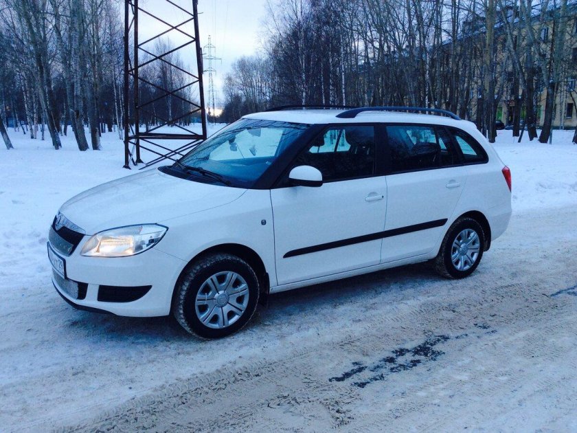 Шкода Фабия 2 универсал