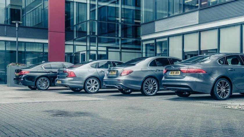 Mercedes e class vs BMW 5 vs Audi a6