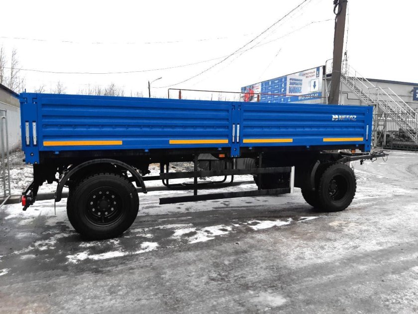 Бортовой прицеп НЕФАЗ-8332