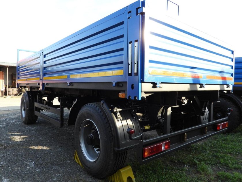 Прицеп нефаз 8332