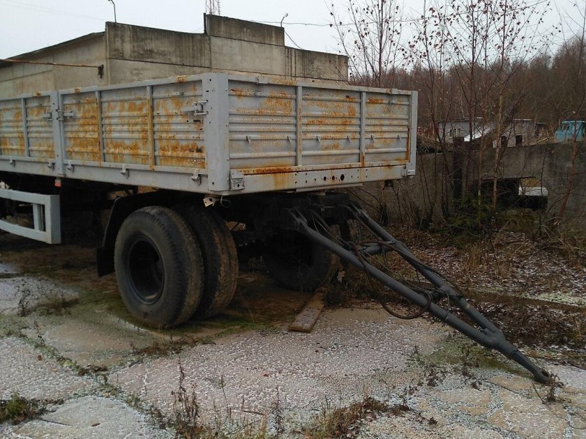 Прицеп бортовой маз 8926