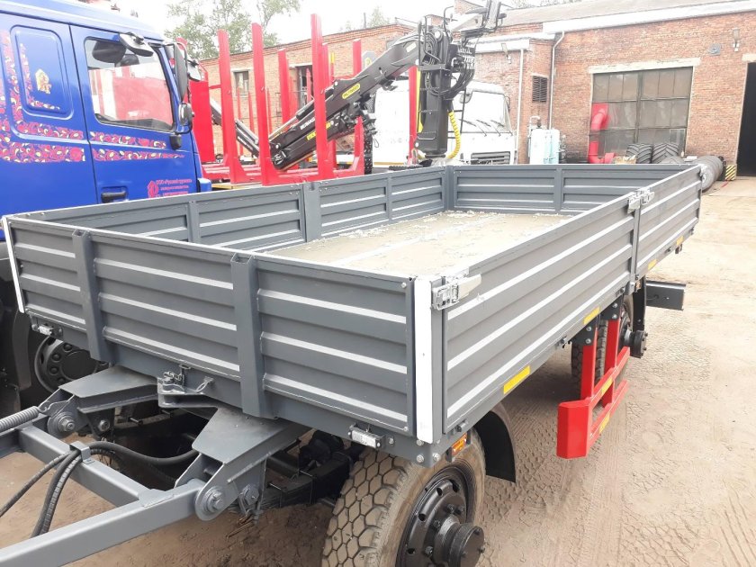 Прицеп для перевозки грузовых автомобилей