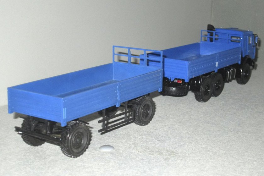 КАМАЗ С прицепом 1 43