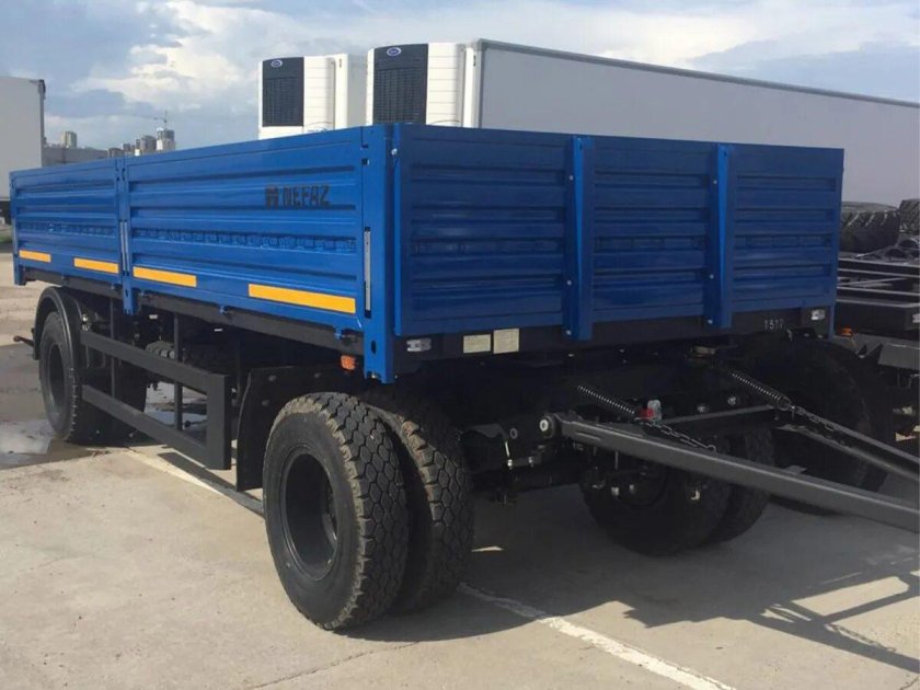 Прицеп НЕФАЗ 8332