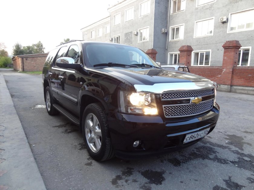 Машина Гуфа Тахо