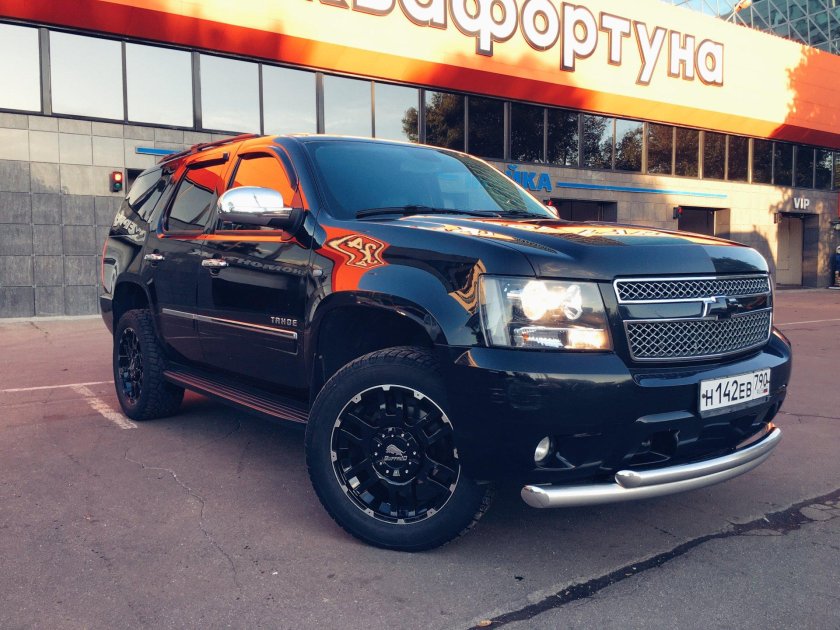 Chevrolet Tahoe 2023