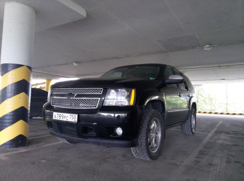 Машина Гуфа Тахо