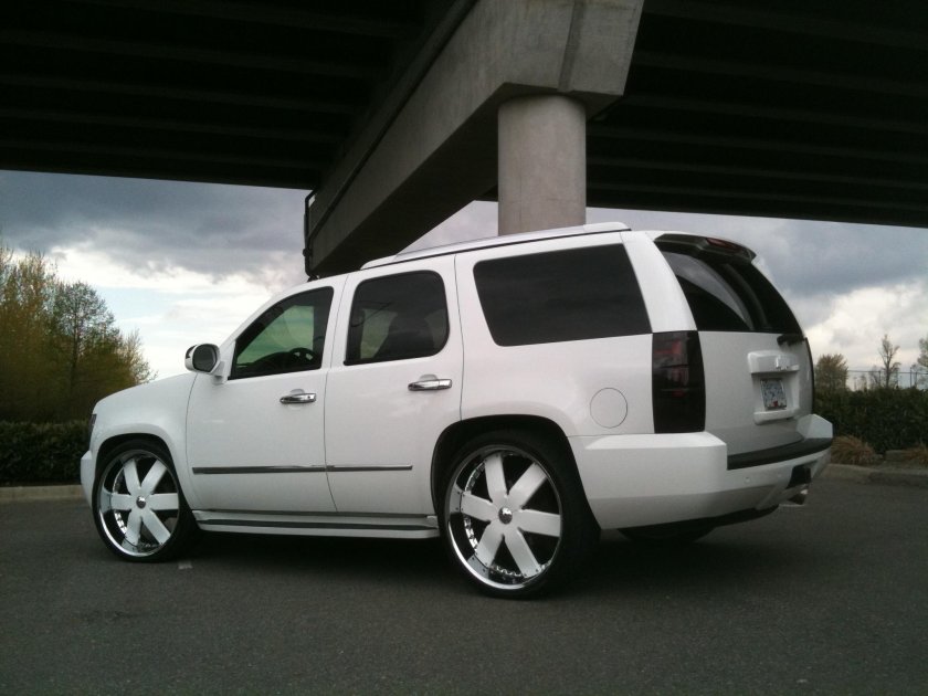 Машина Гуфа Тахо