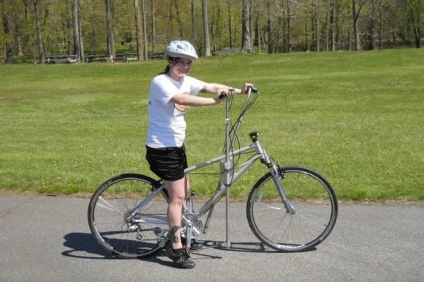 Велосипед с ручными педалями