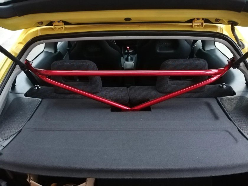 Распорка задняя