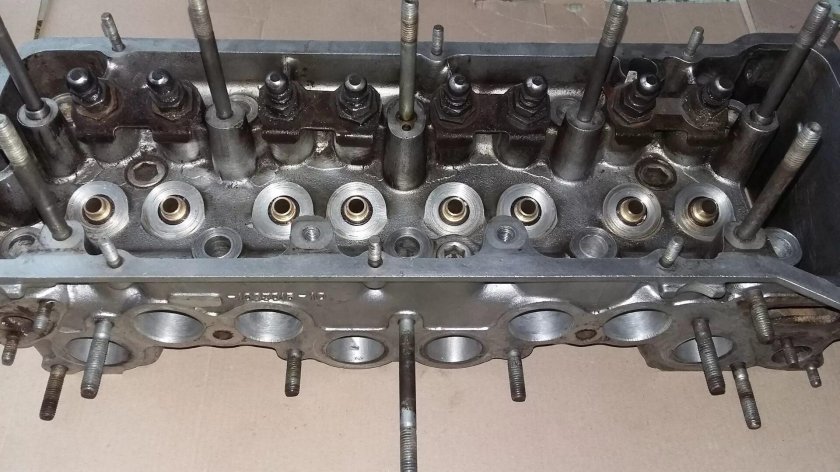 Головка блока Нива 21213