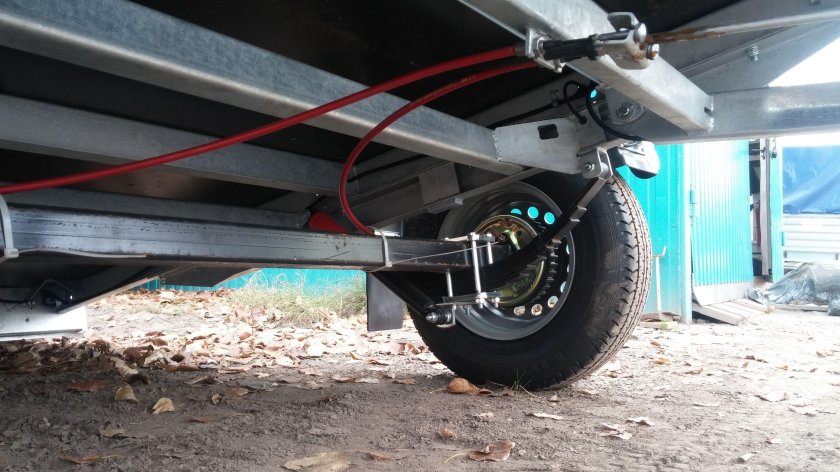 Прицеп МЗСА С тормозом наката