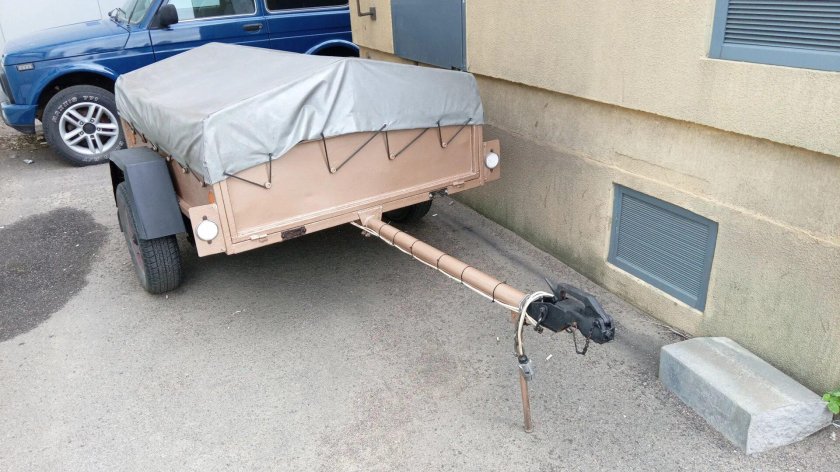 Легковой прицеп