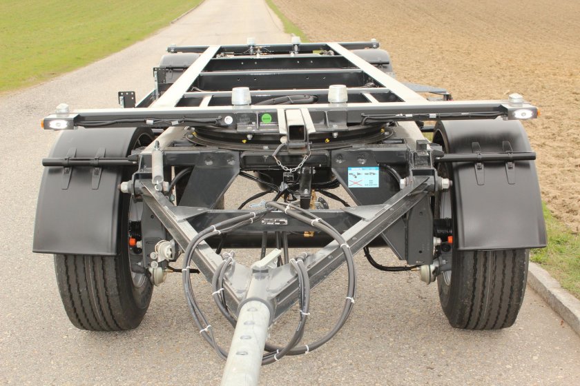 Поворотный круг прицепа Шмитц