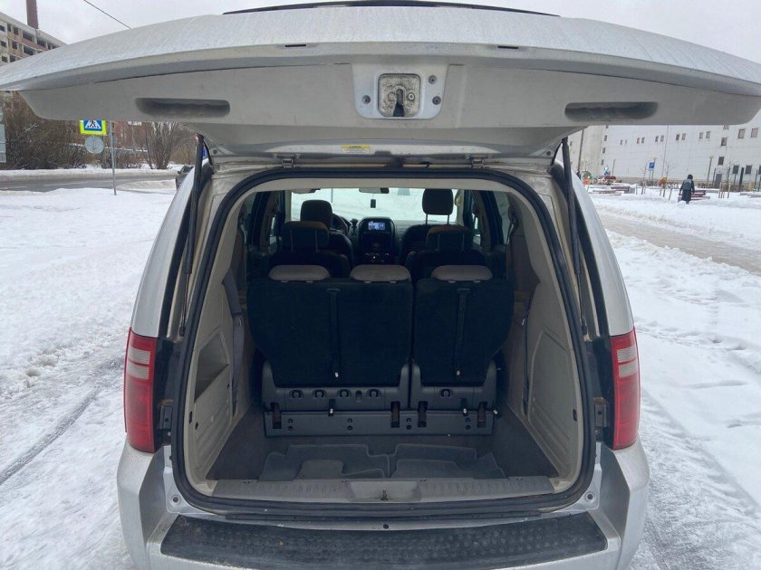 Dodge caravan v grand