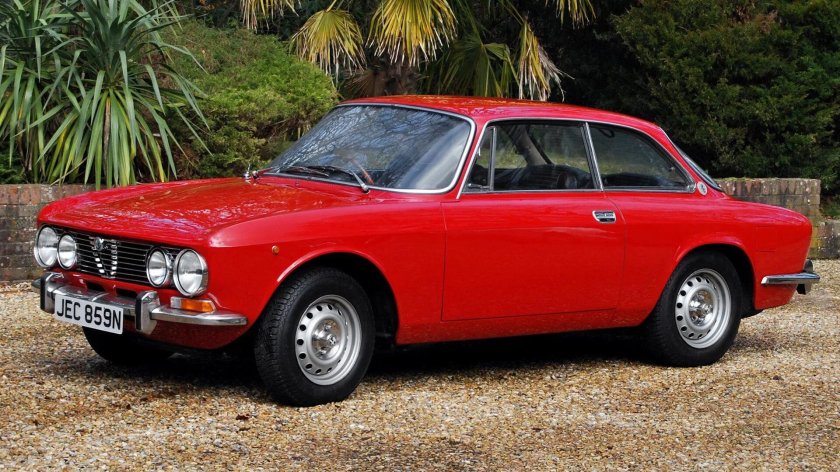Alfa Romeo 2000