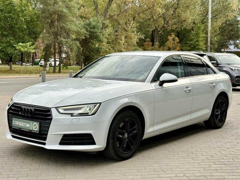 Ауди а 4 2018
