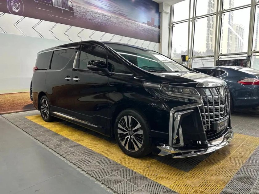 Toyota alphard 2021