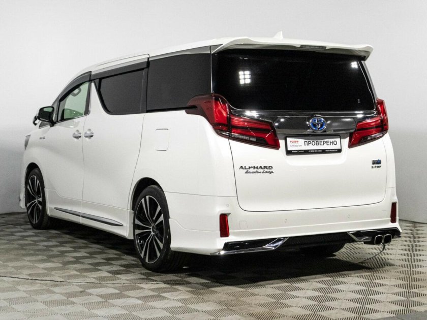 Alphard hybrid