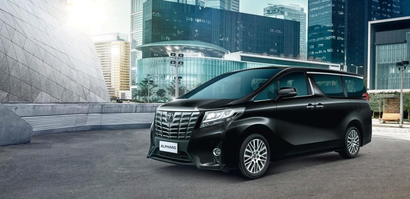 Тойота альпхард 2018