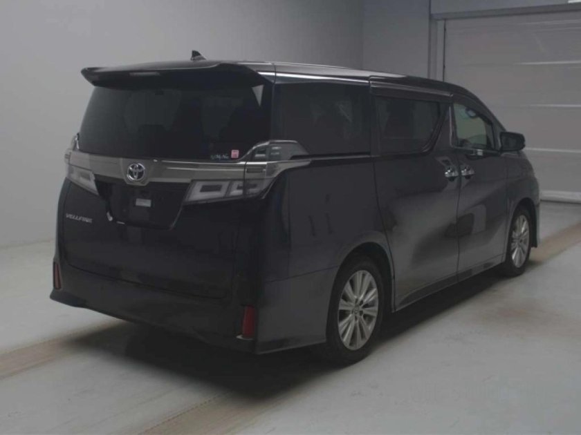 Toyota alphard hybrid