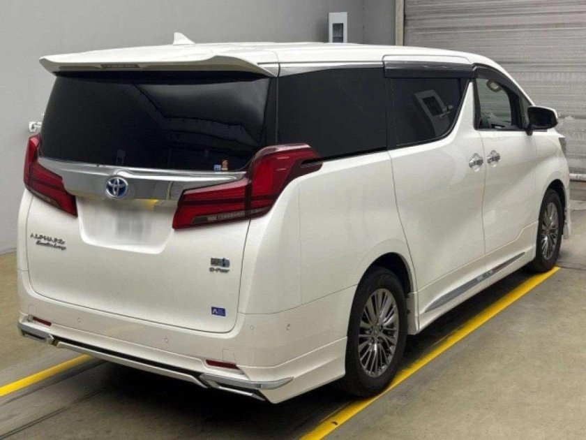 Alphard hybrid