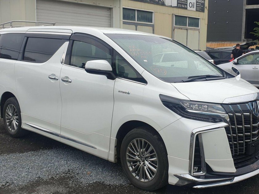 Toyota Alphard 2018 Hybrid