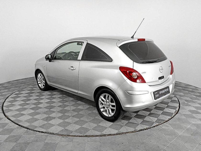 Опель корса d