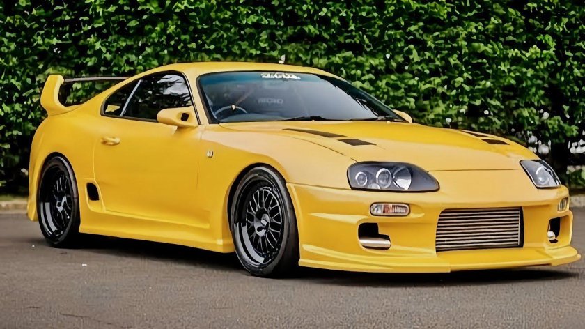 Toyota Supra mk4 Yellow
