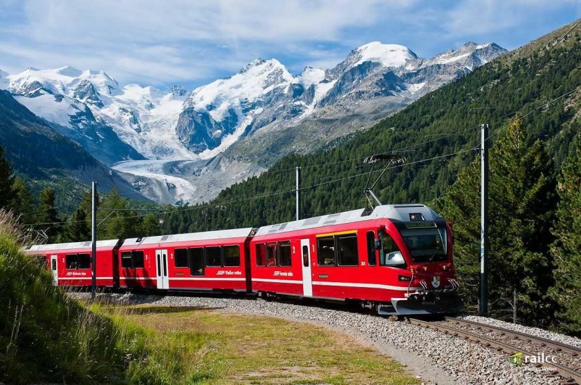 Панорамный поезд Bernina Express