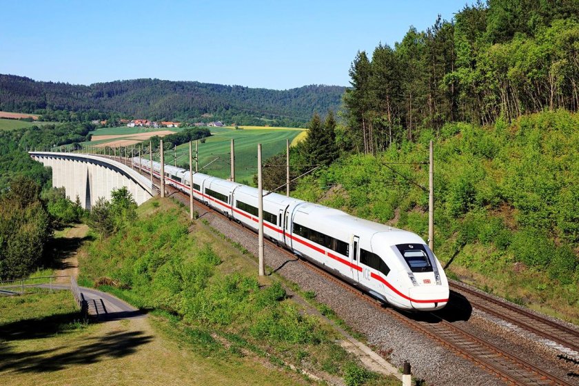 Железная дорога Германии (Deutsche Bahn)