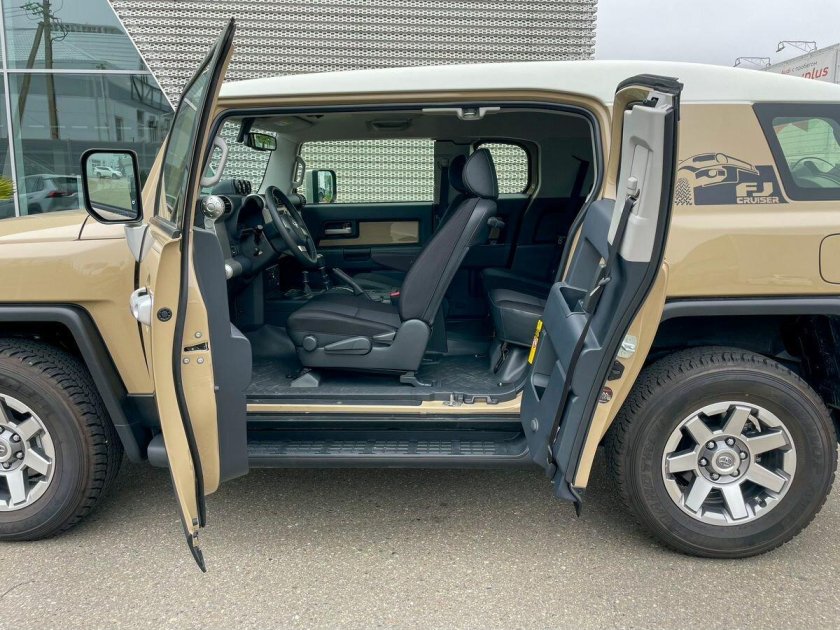Toyota FJ Cruiser 2022
