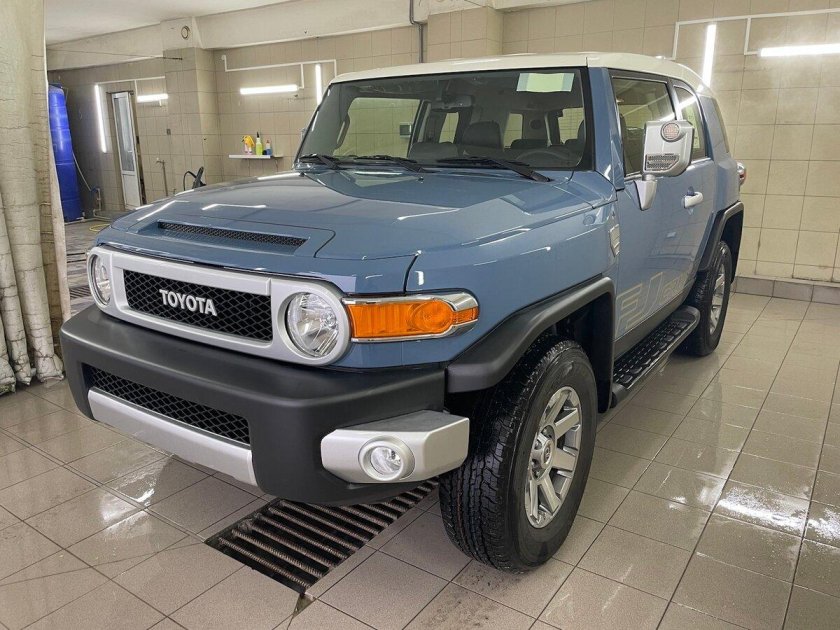 Тойота FJ Cruiser 2022